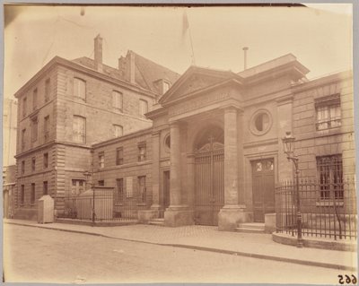  作： Eugène Atget