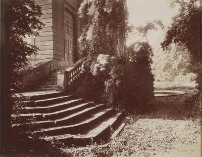  作： Eugène Atget