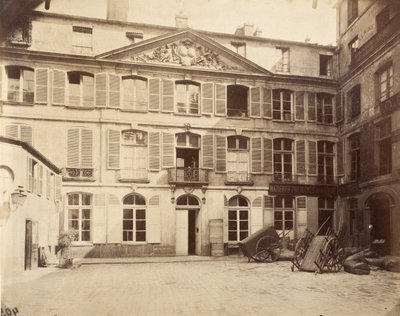  作： Eugène Atget