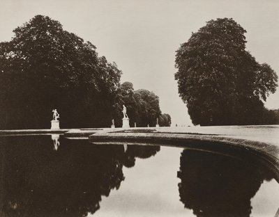 聖雲 作： Eugène Atget