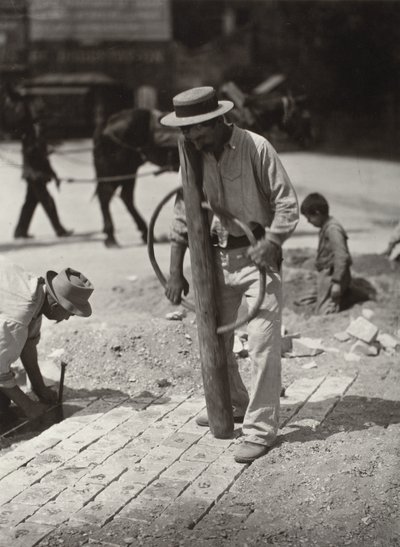  作： Eugène Atget