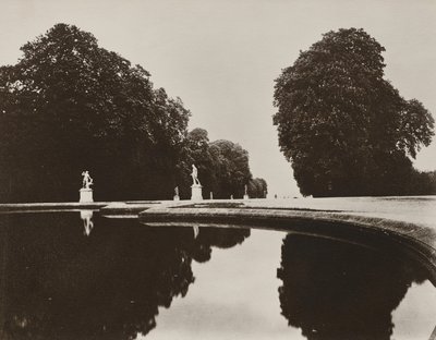 聖雲 作： Eugène Atget