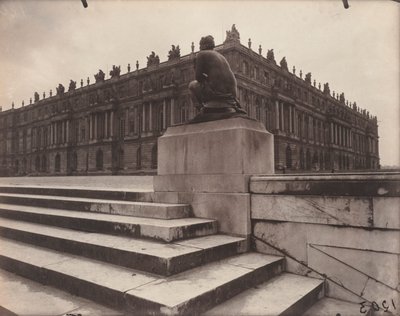 ベルサイユ、純潔のヴィーナス 作： Eugène Atget