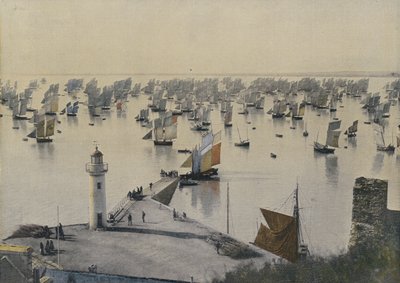カンカルからの漁船の出発（カラー写真 作： European Photographer