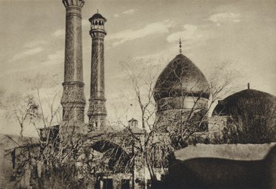ペルシャ、テヘラン、アブドール・アシムの墓（モノクロ写真） 作： European Photographer