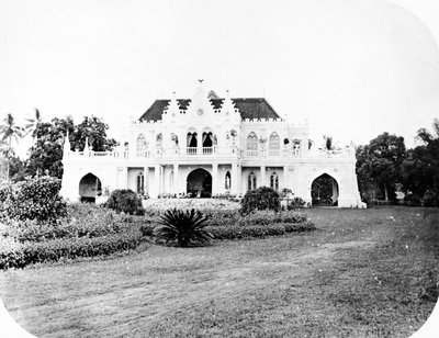 Raden Salehs House、チキニ、ジャワ、1872年 作： European Photographer