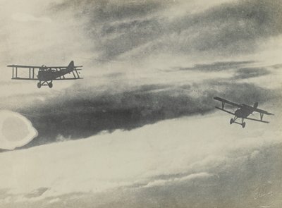 [2機の飛行機] 作： Fedele Azari