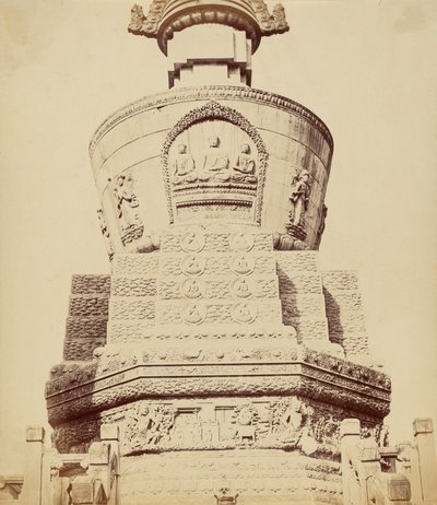 北京近郊のラマ教寺院の建築風景、1860 年 10 月、1860 年。 作： Felice Beato
