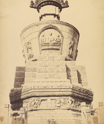 1860年10月、ペキン近くのラマ寺院の建築ビュー 作： Felice Beato