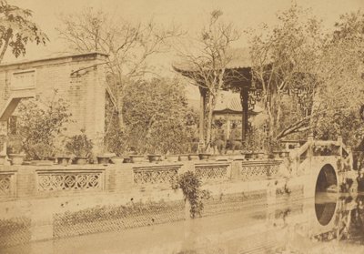 ハウクアの庭園、カントン 作： Felice Beato