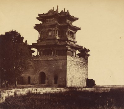 1860年10月18日、円明園の前の皇帝の夏の宮殿 作： Felice Beato