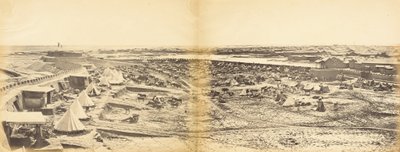 1860 年 8 月 1 日、プロビンの馬を示すペタン要塞の内部 作： Felice Beato