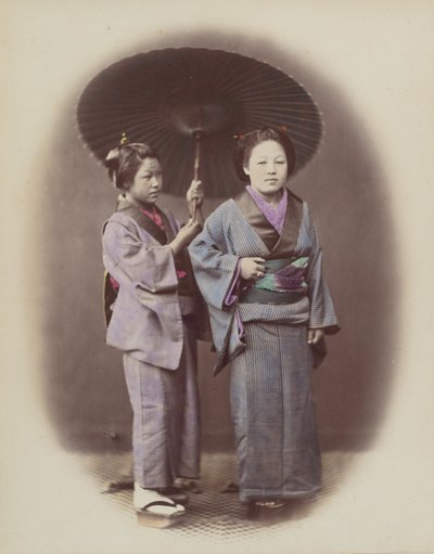 お嬢様と使用人、1868年。 作： Felice Beato