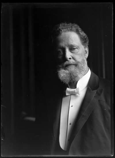 チャールズ・ルーガー（1897-1910）の写真 作： Ferdinand Schmutzer