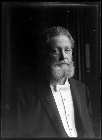 チャールズ・ルーガー（1897-1910）の写真 作： Ferdinand Schmutzer