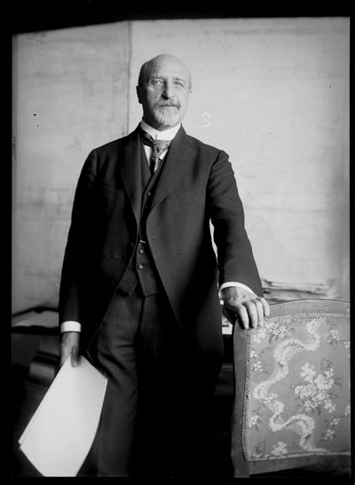 カール・ザイツ（1869-1950）の写真 作： Ferdinand Schmutzer