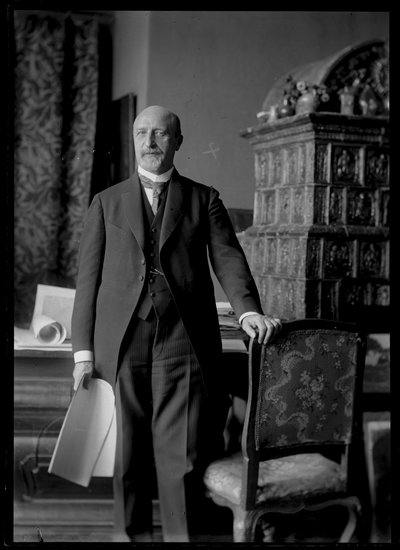 カール・ザイツ（1869-1950）の写真 作： Ferdinand Schmutzer