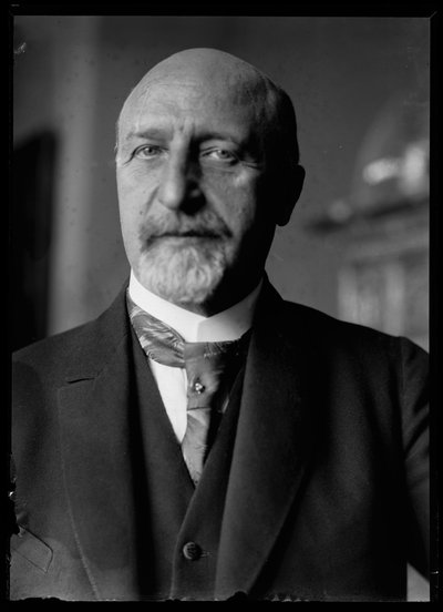 カール・ザイツ（1869-1950）の写真 作： Ferdinand Schmutzer