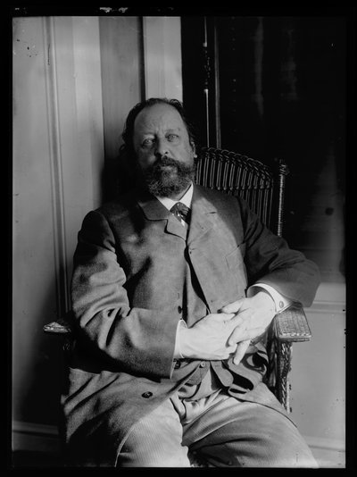 ポール・ヘイゼ（1830-1914）の写真 作： Ferdinand Schmutzer