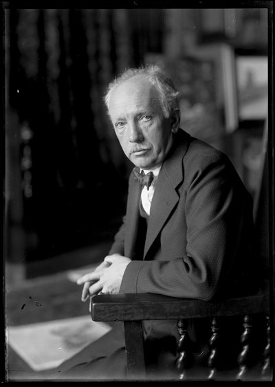 リヒャルト・シュトラウス（1864-1949）の写真 作： Ferdinand Schmutzer