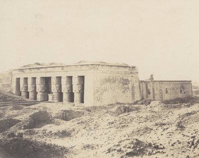 Dendera Tentyris、Temple of Athor - General View、1851-52、印刷 1853-54。 作： Félix Teynard