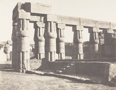 ルクソール テーベ、後の建設 - パラレル ギャラリー、1851 ～ 52 年、1853 ～ 54 年に印刷。 作： Félix Teynard