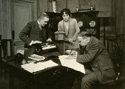 ホーンブロワー降伏、1920年、1928年。 作： Foulsham and Banfield