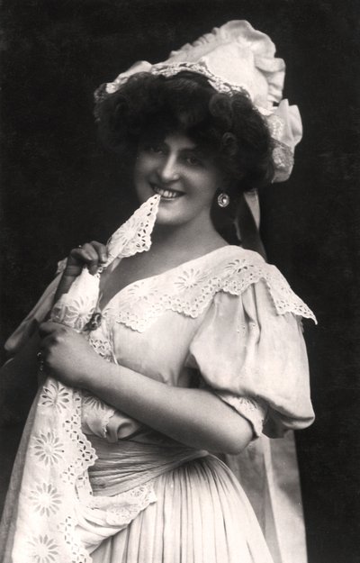 マリースタッドホルム1875-1930、イギリスの女優、1900年代。 作： Foulsham and Banfield