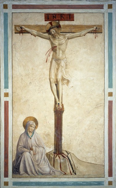 聖母マリアと一緒に磔にされている様子。十字架には「INRI」の文字が刻まれています。フラ・アンジェリコまたはイル・ベアトとして知られるグイド・ディ・ピエトロ（またはフラ・ジョヴァンニ・ダ・フィエーゾレ）のフレスコ画（1400-1455年 作： Fra  Angelico