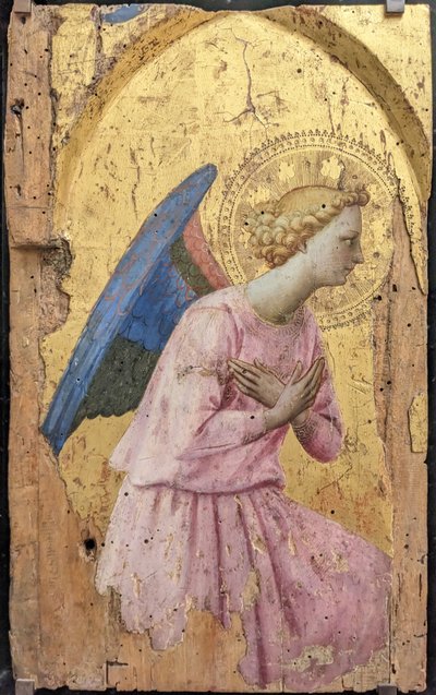 フランス語：Ange en adoration, tourné vers la droite 憧れの天使、右を見る 作： フラアンジェリコ
