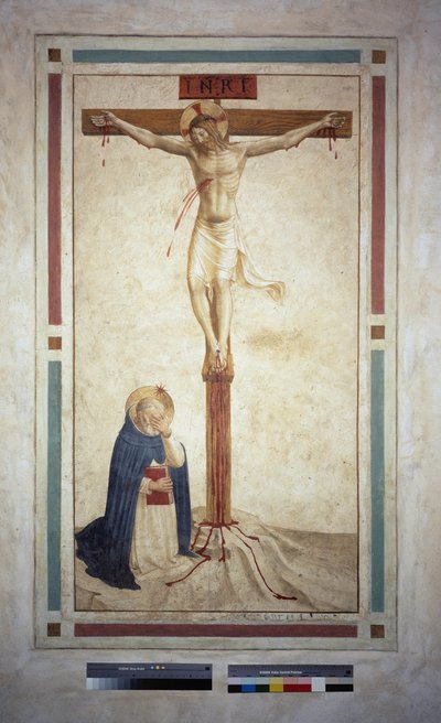 聖ドミニクとのはりつけ。十字架上の碑文「 "INRI"」。フレスコバイグイドディピエトロ 作： Fra Angelico