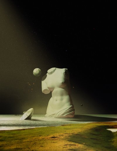  作： 