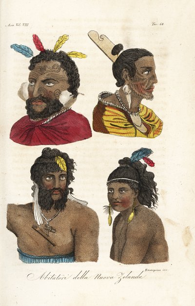 マオリの戦士、ニュージーランドの男性と少年の肖像画で、顔の入れ墨と髪に羽毛があります。 フランチェスコ・ロサスピナの手彩色の銅版画は、ジュリオ・フェッリオの「すべての人々の古代と現代の衣装」のウィリアム・ホッジスとピロンにちなんで彫られています。 作： Francesco Rosaspina