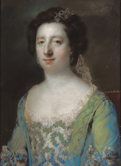 本の肖像画。ブリジットガニング夫人、ハーフ丈、青いフリルガウン、1758 作： Francis Cotes