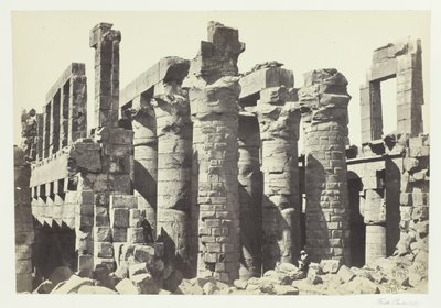 柱の間、カルナック、1857 年。 作： Francis Frith