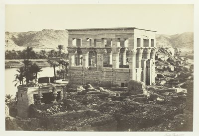 ファラオのベッド、フィラエ、大神殿から、1857年。 作： Francis Frith
