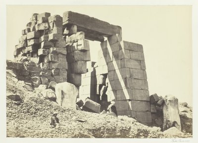 花崗岩のパイロン、テーベ、1857 年。 作： Francis Frith