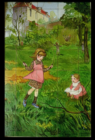 庭で遊ぶ子供たちを描いたタイル（陶磁器釉） 作： Francisque Poulbot