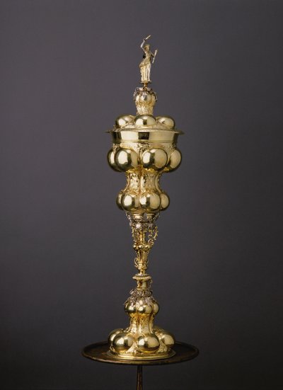 エストープカップ、1609〜29年 作： Franz Fischer