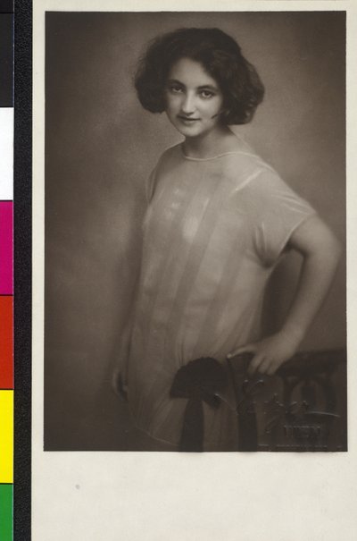 写真 リリ・シュニッツラー（1909-1928） 作： Franz Xaver Setzer