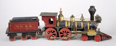 鉄道エンジンと柔らかいモデル、1877（木と金属） 作： Fred Butterfly