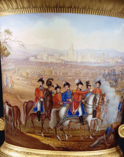 1817年のヴィットーリアの戦いの場面が描かれた、ベルリンの金地の細長いカンパーナの花瓶とウェリントンの礼拝用台座のウェリントンとその将校の詳細 作： Frederick Christian Lewis