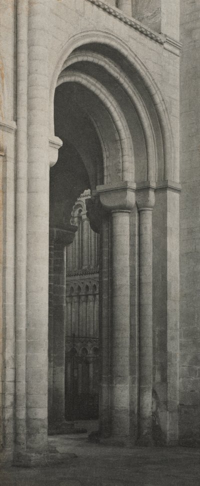 イーリー大聖堂、身廊、南西の角 作： Frederick Henry Evans