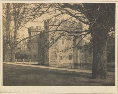 司教の宮殿、ウェルズ大聖堂への入り口、1900年頃（プラチナプリント） 作： Frederick Henry Evans