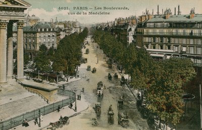 マドレーヌ大通りから見たパリの大通り。 1913年に送られたはがき。 作： French Photographer
