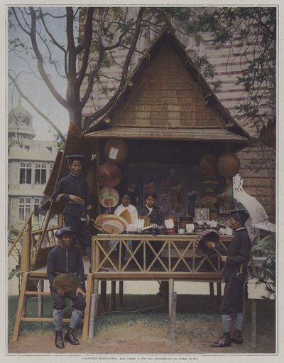 1900年のパリ万国博覧会のカンボジアの小屋（カラー写真 作： French Photographer