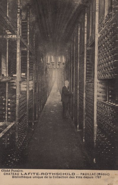 シャトーラフィットロスチャイルド、ポイヤック、メドック、1797年以来のワインコレクションのライブラリ 作： French Photographer