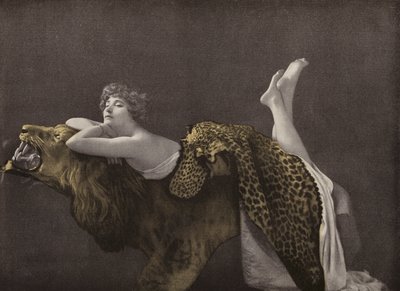 コレット・ヴィリー（フランス人女優）（カラー写真 作： French Photographer