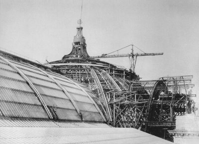 1900年万博博覧会のためのグランパレのドームの建設 作： French Photographer