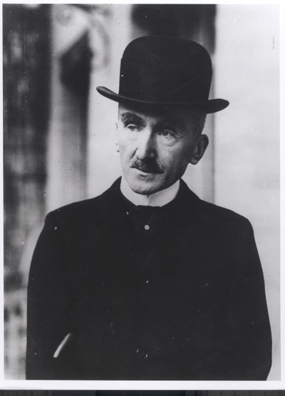 アンリ・バーグソン（1859-1941） 作： French Photographer